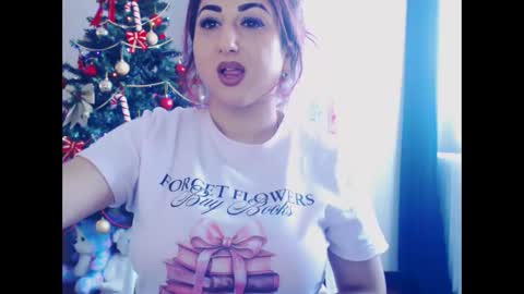 hotboobsmaya online show from December 17, 9:35 am