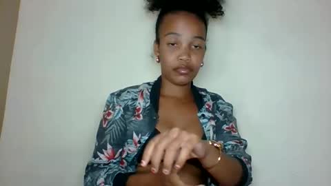 hotfelicia online show from May 11, 2:45 pm