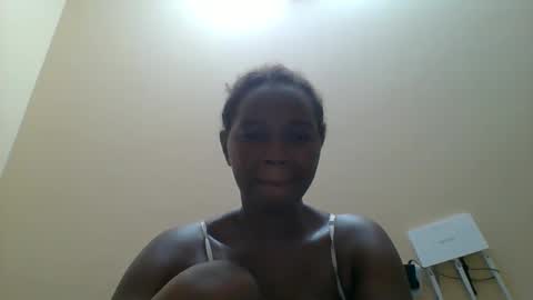 Queen online show from December 23, 1:20 am