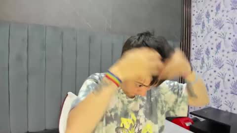 hannah online show from January 8, 2:15 am