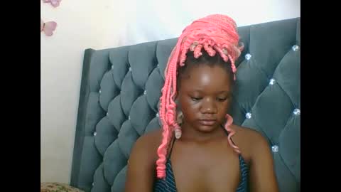 LOYCE online show from February 19, 7:35 pm