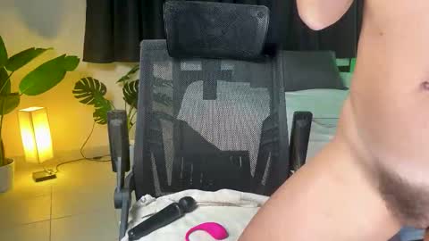 Kate  stream  1200 pm -800 pm UTC 7 online show from October 31, 10:52 am