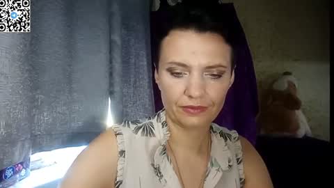 hotmamaqueen234 online show from June 28, 12:23 pm