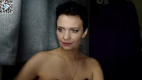 hotmamaqueen234 online show from April 29, 8:47 pm