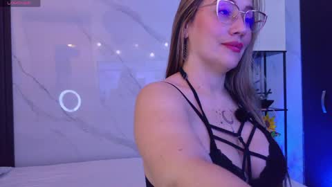 Sussy Bloom  online show from March 31, 5:07 am