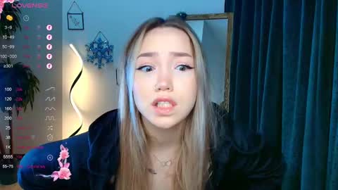 Snapshot of hottease_pvt chatting on December 22, 8:38 am hello Im Eva online show from December 22, 8:38 am