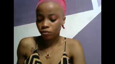 hottie baddie14 online show from November 3, 9:08 pm