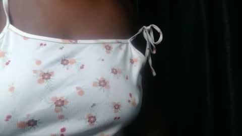 Ella online show from January 11, 10:37 pm