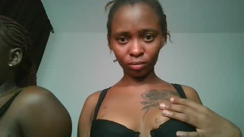 hottie_mistie online show from April 18, 12:02 am