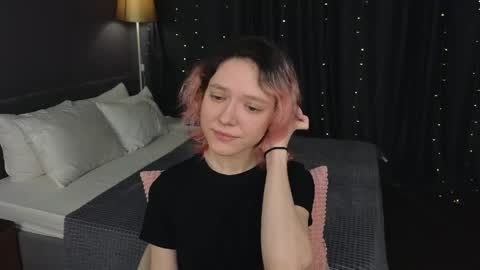 Kori online show from April 18, 5:54 am