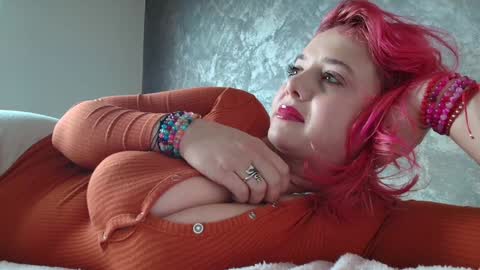 Goddess of  Luv online show from January 21, 2:15 pm