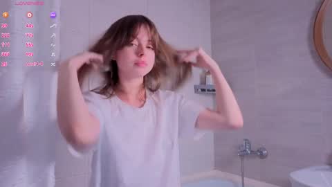 Miley. PVT open i have extra prices on nude show  online show from April 5, 8:08 pm