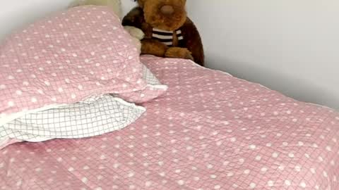 Hyun Joo online show from April 16, 9:39 pm