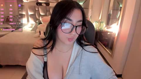 Akane online show from October 27, 2:56 pm