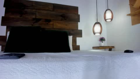 The Dolls online show from April 11, 12:31 pm