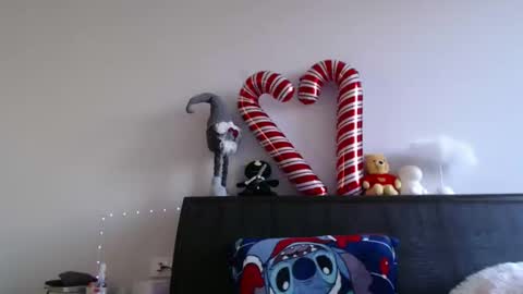 Snapshot of i_fucked_u_yesterday chatting on February 18, 2:59 pm Dominika online show from February 18, 2:59 pm