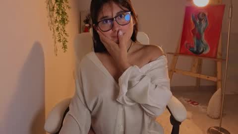     online show from December 1, 9:17 pm