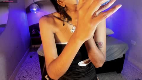 Snapshot of iamnayuta chatting on January 1, 5:22 pm Nayuta online show from January 1, 5:22 pm