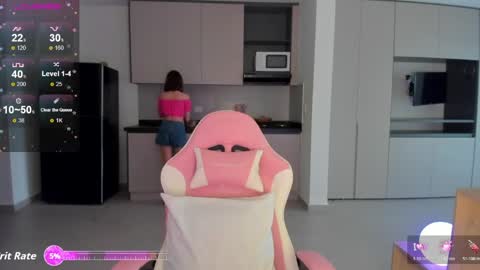 Ibiza online show from April 4, 10:30 pm