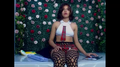 ice_199 online show from October 23, 1:33 am