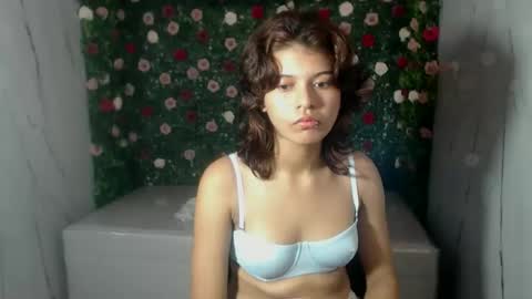 ice_199 online show from November 6, 2:06 am