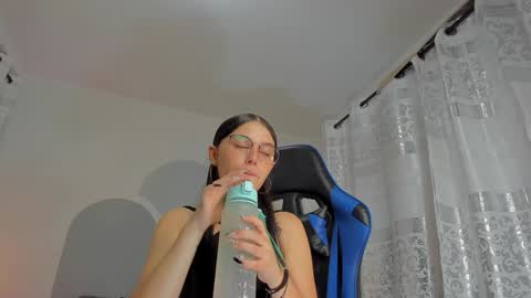 ice online show from January 14, 10:59 am