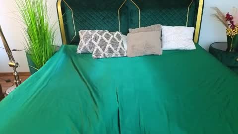 Danielle online show from April 10, 2:56 pm