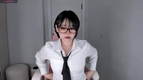 Hitomi   online show from February 8, 11:36 am
