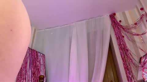 Emmy  help me reach 100 thumbs up online show from February 11, 7:48 pm