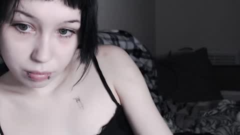 iiiiiiis online show from October 29, 3:44 am