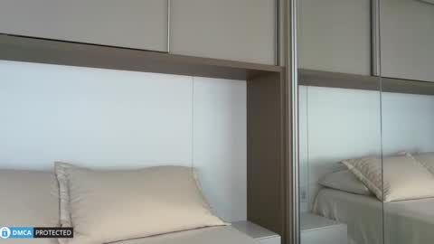 Ivy online show from November 7, 8:36 pm