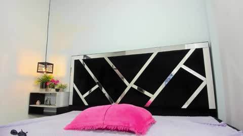 Isabella online show from January 13, 12:53 pm