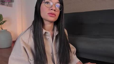 Lua     online show from March 22, 9:43 pm