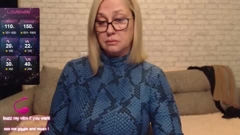 Snapshot of ilariacetoi chatting on February 4, 3:57 pm IlariaCetoi online show from February 4, 3:57 pm