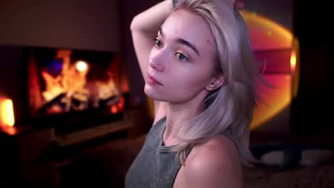 ileanacampbel online show from January 11, 6:14 am