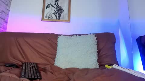 Fernanda  Ind. Model  online show from April 15, 12:06 pm