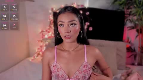 Isa online show from February 16, 7:58 pm