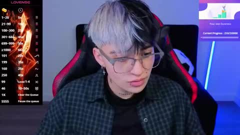 Laia online show from November 8, 1:43 am