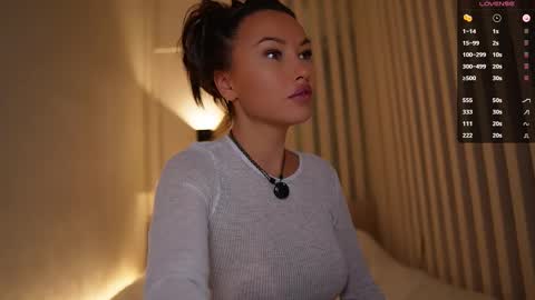 Milla online show from November 18, 5:47 pm