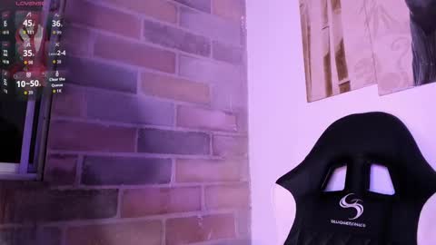 Scarlet  online show from October 21, 12:36 am