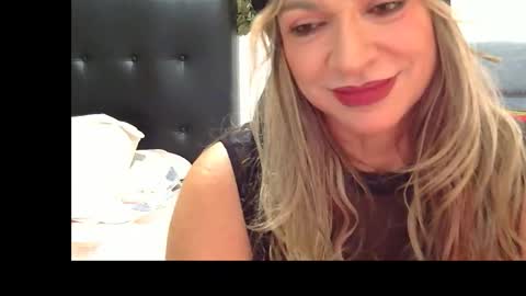 Sharon online show from November 5, 3:28 pm