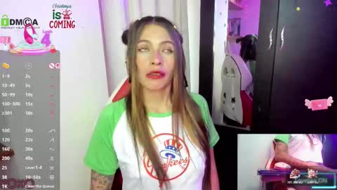 Lisa Hyga online show from December 2, 10:34 pm