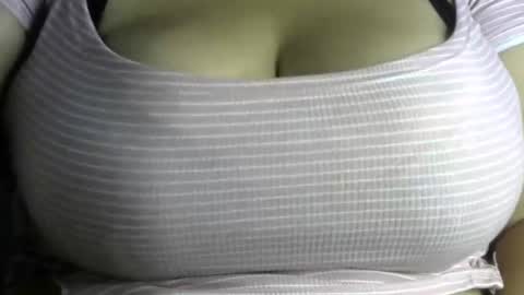 mia latina online show from October 8, 7:51 pm