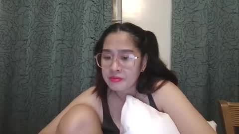 Immaculate02 online show from April 21, 6:20 am