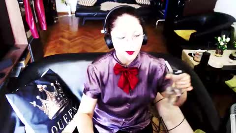 Empress online show from April 19, 10:26 am