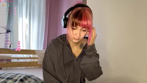 Dina online show from February 22, 11:33 am