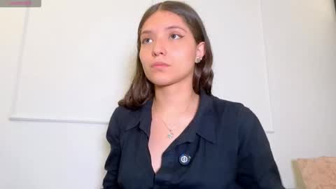 Karen  online show from February 6, 7:17 pm