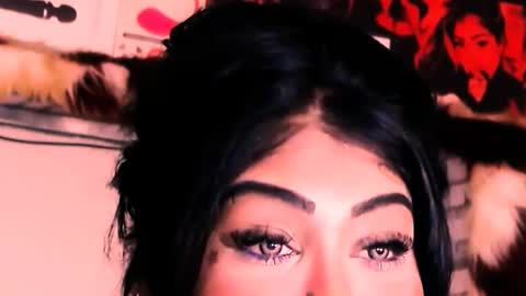 Bella Ambrosia online show from December 4, 9:59 pm