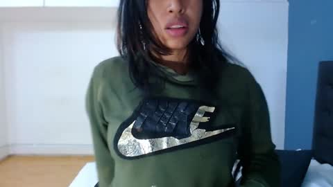 indian_whore18 online show from December 6, 3:41 am