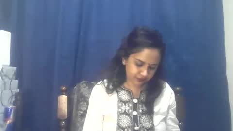 indiancutiexo online show from December 17, 4:44 pm